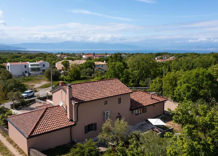 Ulika مالينسكا