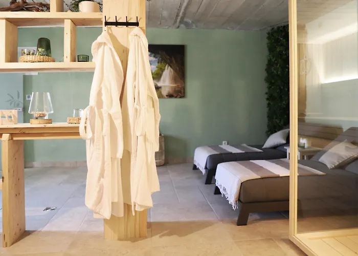 Ulika مالينسكا